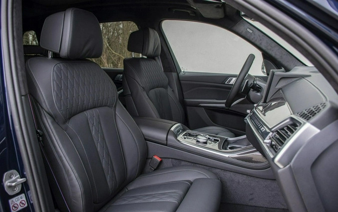 BMW X7 cena 533300 przebieg: 5, rok produkcji 2024 z Skalbmierz małe 277